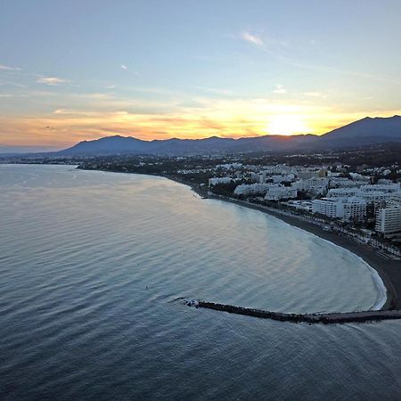 Lujoso Apartamento Con Piscina En Paseo Maritimo Marbella Exterior photo
